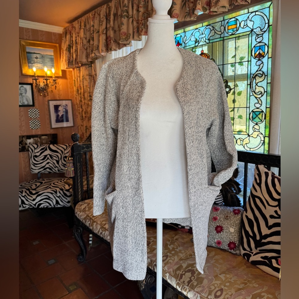 Zara Women's Gray Open-Front Sweater